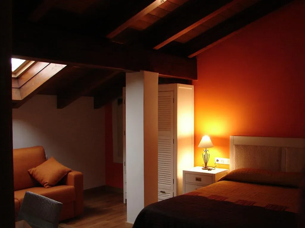 Agroturismo La Casa Vieja Maturana 3*,  Spain